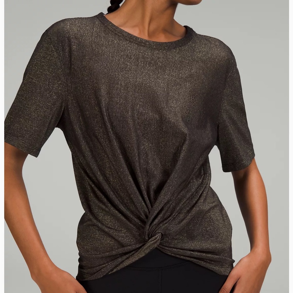 NWOT Lululemon Crescent sparkle twist front tee